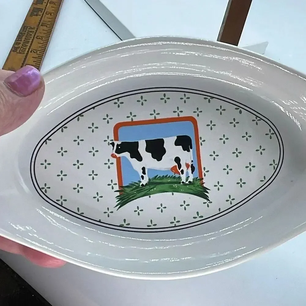 Vintage Vandor Country Pelzman Designs 1980 casserole dish mini.